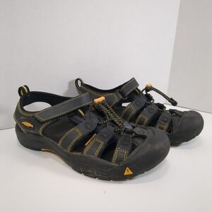 Keen Boys Black and Yellow Outdoor Hiking / Water Sandals , Size 4